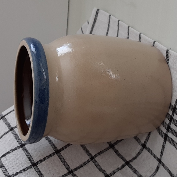 Beaumont Brothers Pottery BBP Blue Heart Magnolia Salt Glazed Stoneware Crock - Picture 2 of 6